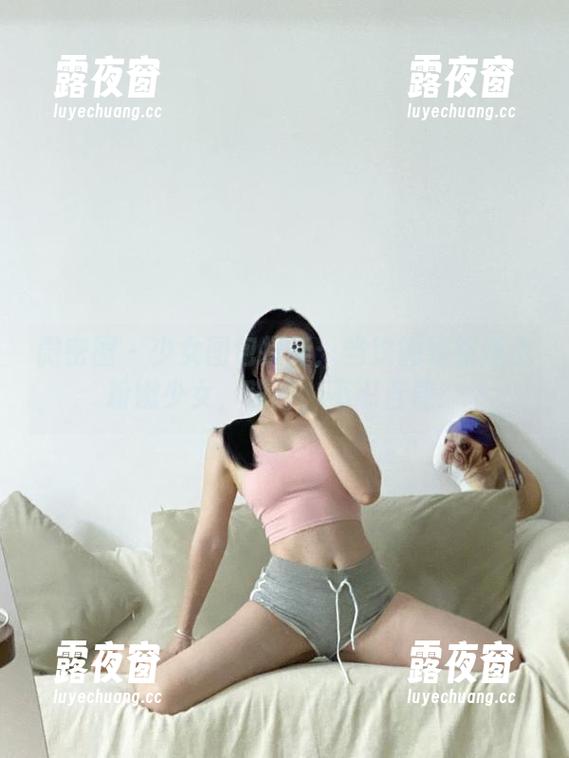 铁锤姐姐 微密圈 - 少女图包探新:当铁锤姐姐遇上粉嫩少女,哎呀,不忍直视!