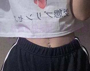 微密圈 – 陈佩奇的美图，脸贴得恰到好处，私拍的话题又要热起来了！