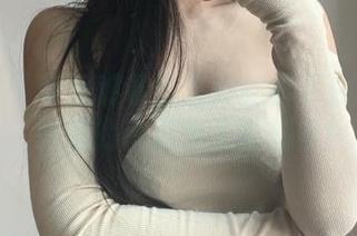 微密圈 – 专注观看陈佩奇的柳丁白丝美图，胃里的小鹿今天特别多！